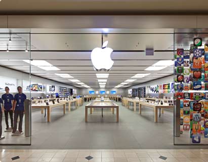 make an appointment at the apple store in roosevelt field