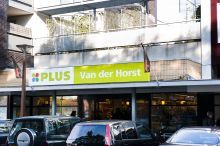 PLUS Van der Horst, Van Beekstraat 3, Boxtel