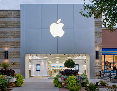 Apple Store, Village Pointe, Omaha