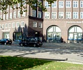 Deutsche Bank Investment & FinanzCenter Hamburg-Chilehaus